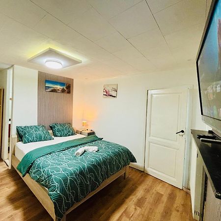 Cozy&Calm Room With Ensuite Heers Exterior foto
